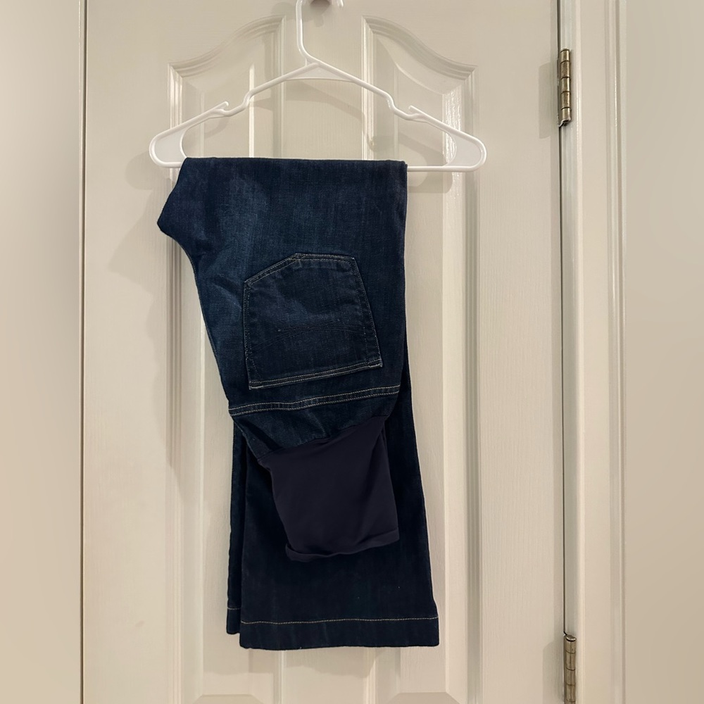 Blue jeans.